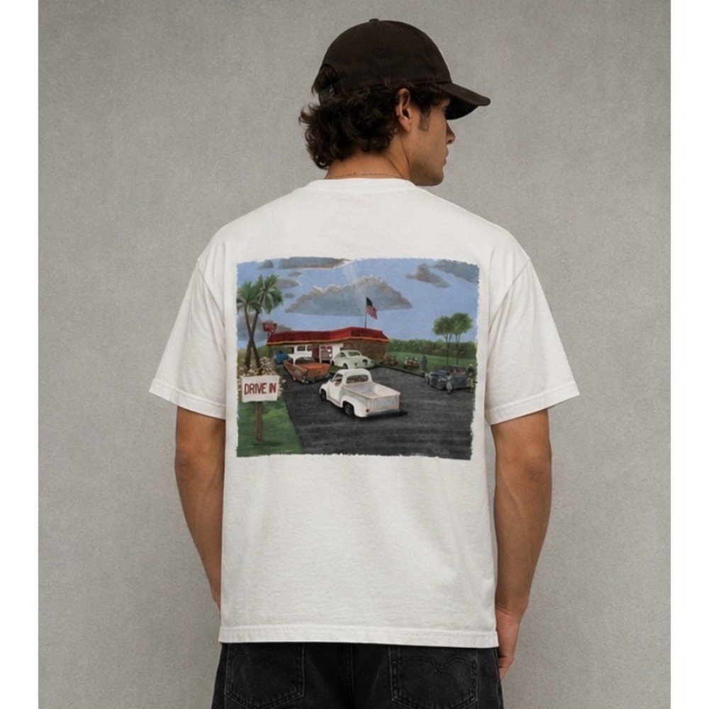 Vintage In-N-Out Burger Drive In Car Graphic Shirt Hanes Beefy White Mens M Y2K